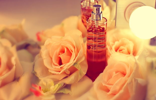 Jak pachnie popkultura? 5 perfum sygnowanych przez gwiazdy, które warto znać