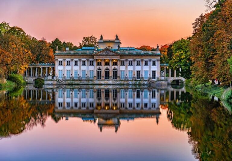 Zaskakujące ciekawostki o królewskich łazienkach, które musisz poznać