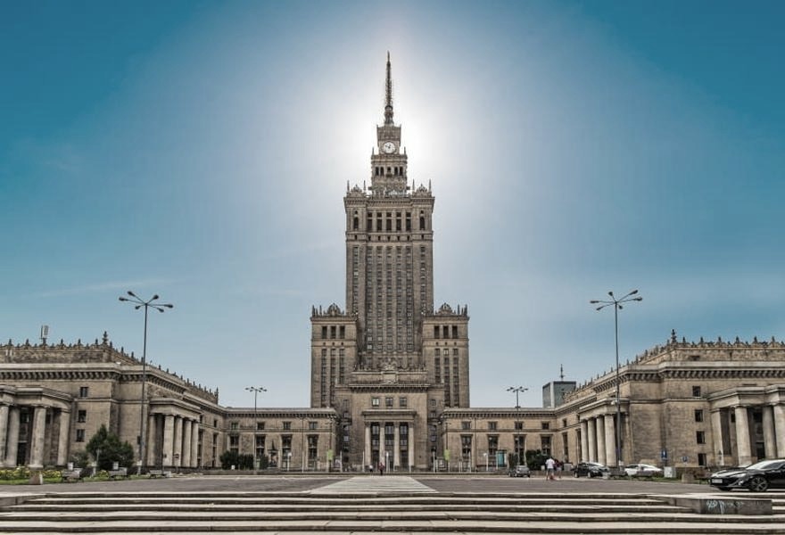 Odkryj sekrety pałacu kultury i nauki – fascynujące ciekawostki, które zaskakują