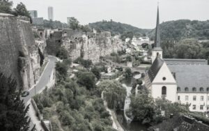 Luksemburg ciekawostki: 15 zaskakujących faktów o jednym z najmniejszych państw Europy