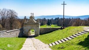 Świętokrzyski Park Narodowy: ciekawostki o gołoborzach i Łysej Górze
